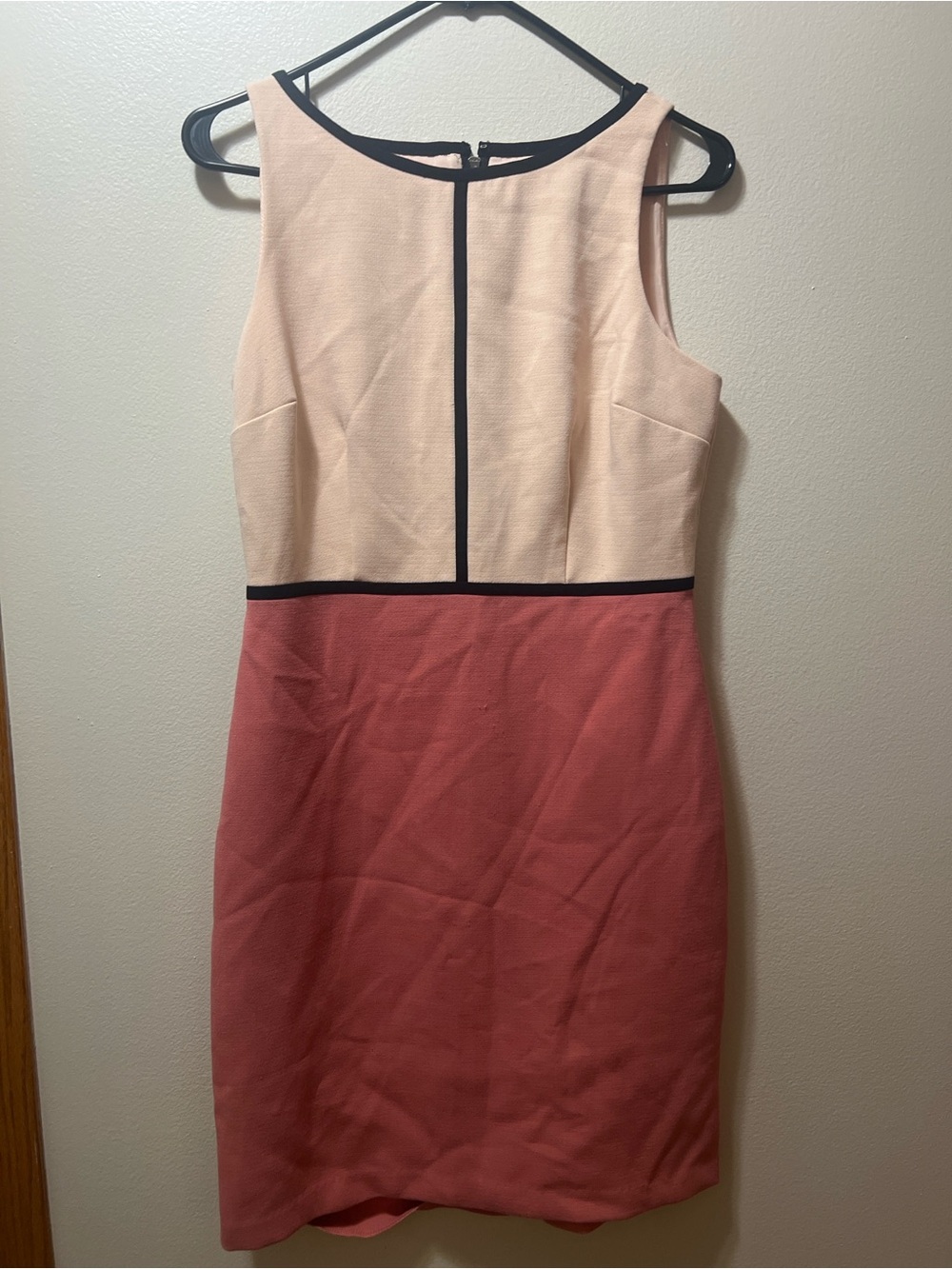Loft Sleeveless Colorblock Sheath Dress in Cream and Dusty Rose